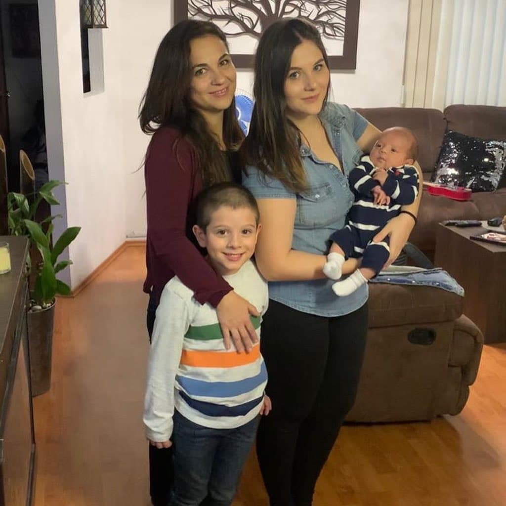 No obstante, en una entrevista explicó que cuando se proponía volver a la actuación, viajó con su esposo a Las Vegas y se embarazó de su segundo hijo.