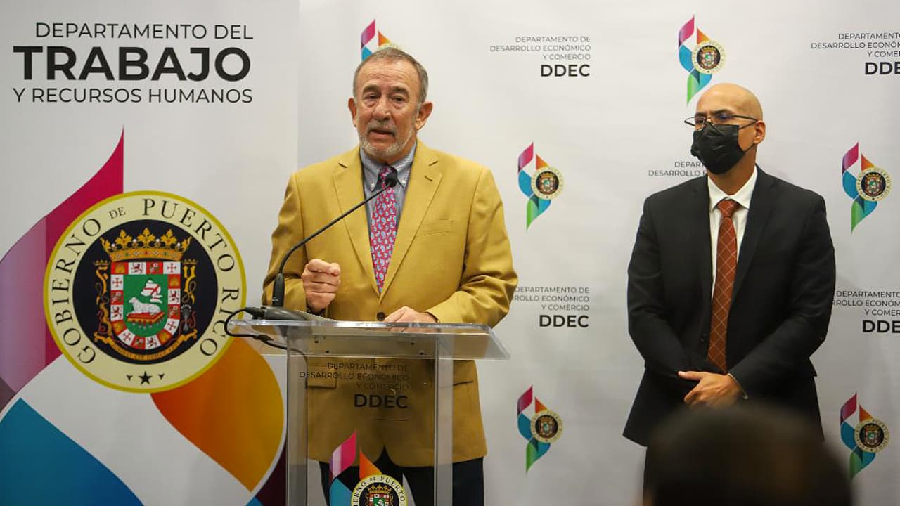 Patronos podrán reportar a empleados que no regresen a trabajar para recibir desempleo