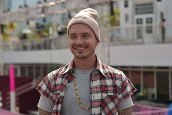 El cantante sacará su parte más fashion y está listo para derretir a sus seguidoras.