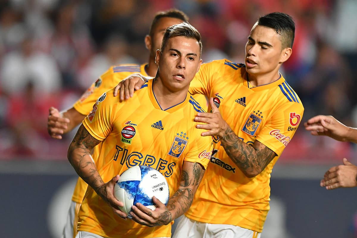 De tiro penal llegó el empate para Tigres, gol anotado por el chileno Eduardo Vargas al 90'+1.