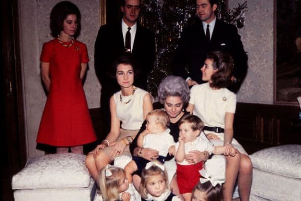 Un repaso, foto a foto, de los 46 años de vida del Felipe VI, el nuevo rey de España.