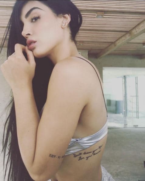 Susana Rentería participó en el videoclip del grupo Flo Rida 'Whistle', que fue grabado en Acapulco, México.