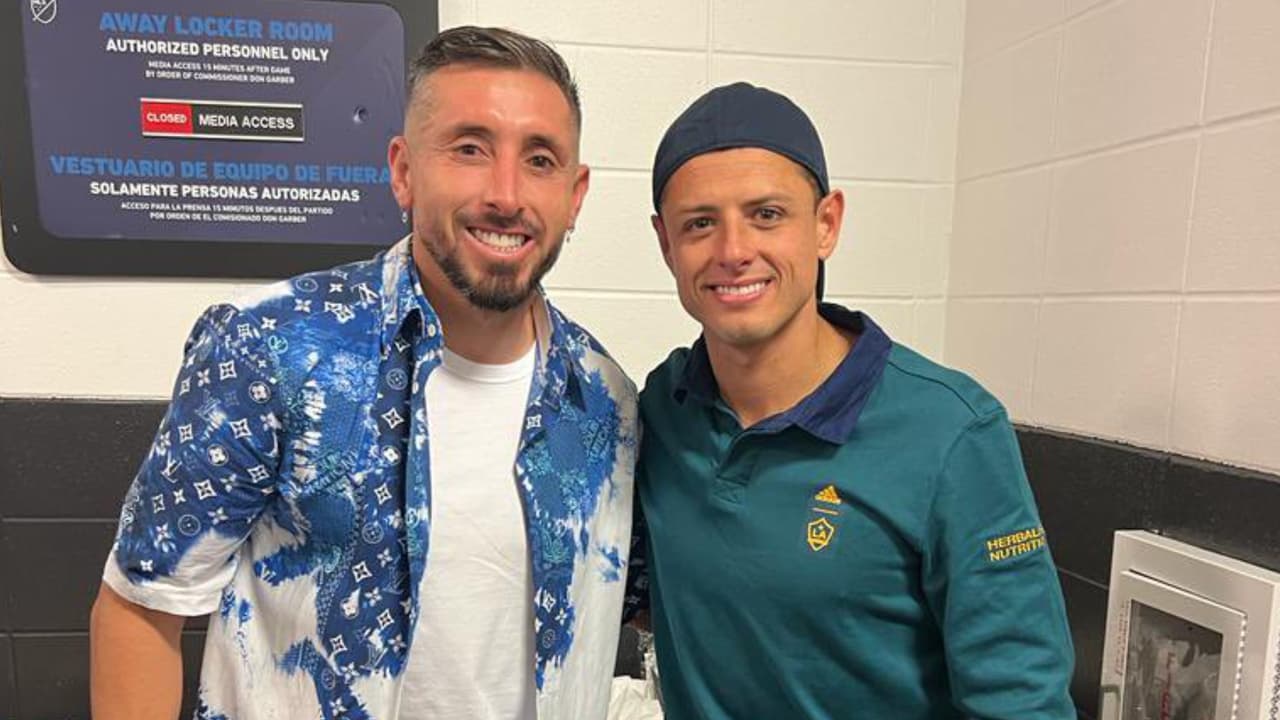 Héctor Herrera niega falta a Chicharito en su expulsión: “Ni le toqué”