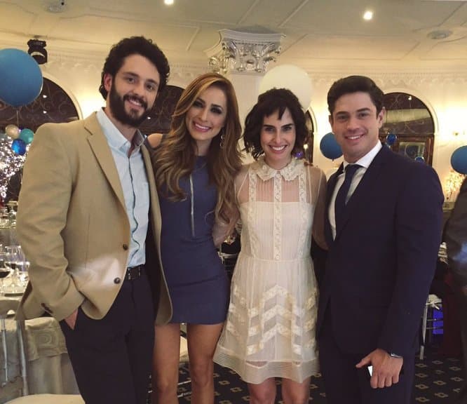 Hace algunas semanas el actor confesó que había terminado su relación con 
<b>Serradilla</b>, aunque aseguró que no había sido por una infidelidad por parte de ella, afirmando que habían quedado en buenos términos y ahora eran amigos.