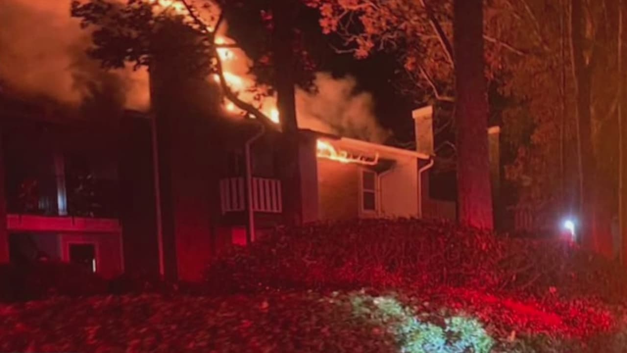 Incendio de apartamentos en Dekalb deja a 30 personas desplazadas