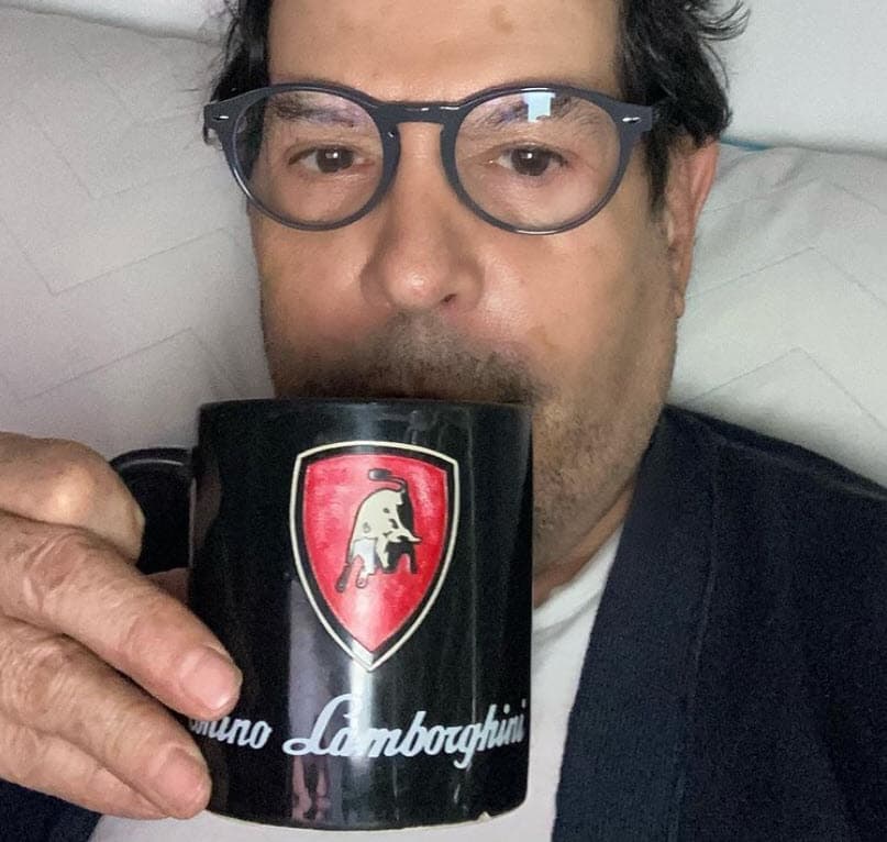 Compartió que no ha tenido efectos secundarios y explicó que, aunque le administraron el medicamento, deberá seguir cuidándose.
<br>