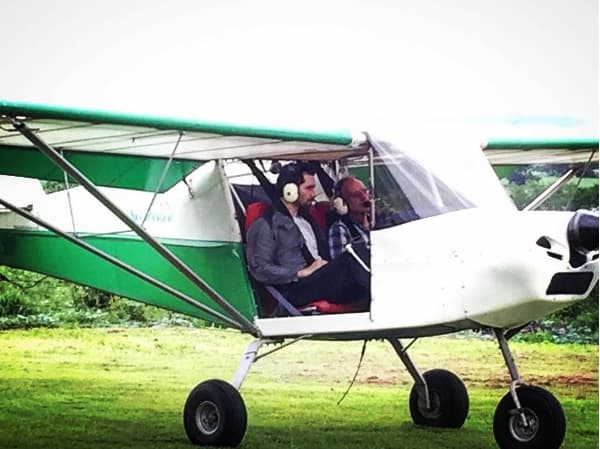 El apuesto actor keniano de origen alemán y chileno tiene una gran noticia para sus fanáticas. Muy pronto sabrás de qué se trata.