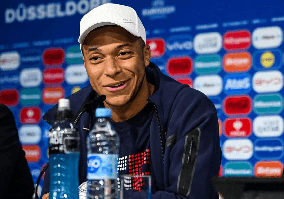 Mbappé se rinde a CR7: "Admirar su grandeza, no habrá nadie igual"