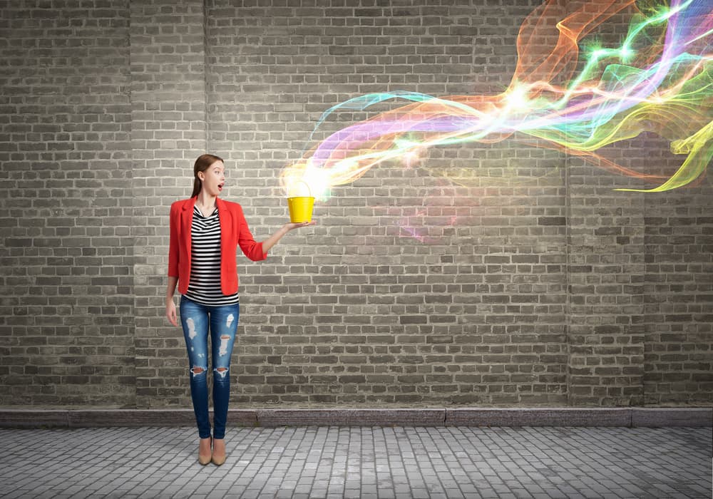 La mejor manera de actuar es no dejándote envolver por vendedores habilidosos que te ofrecen lo que no vale la pena comprar. En el amor podrías errar si confundes una emoción con un sentimiento. Tu imaginación volará, y eso es muy positivo si la canalizas en algo creativo ya que te surgirán muy buenas ideas, pero no olvides que tiendes a vivir en un mundo de fantasías.