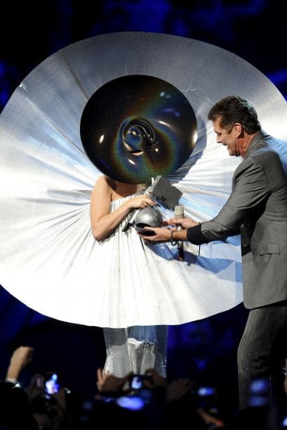 La reina de lo inimaginable llega a Los Ángeles este verano, y aún cuando la boletería está agotada, nos preguntamos si estamos listos para su creatividad sin límites.Te presentamos algunos de los looks más extraños de la creadora del "ARTPOP". ¿Quieres ver más? Las fotos que no te puedes perder aquí