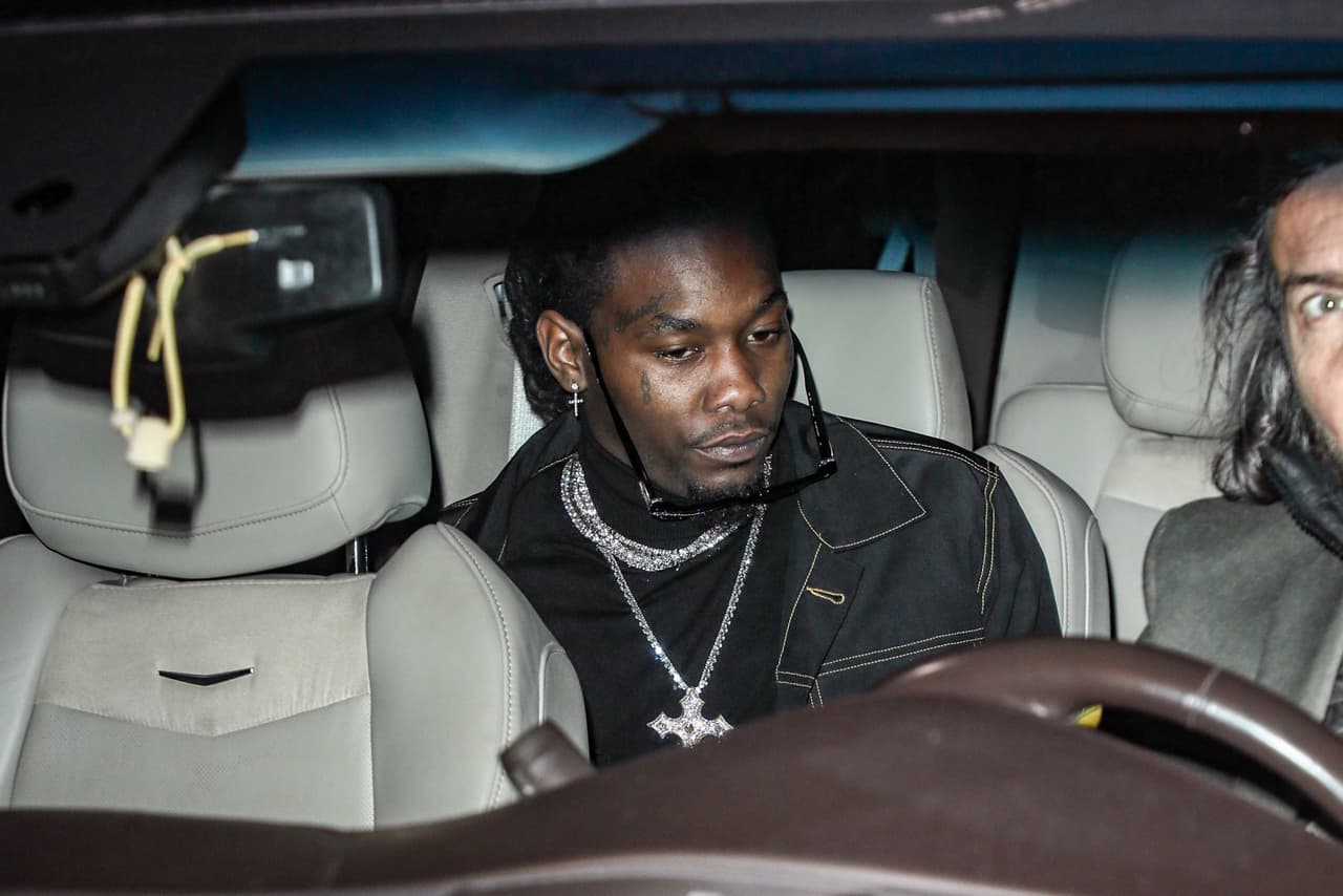 Reiteró: "
<b>No pasó nada loco fuera de este mundo.</b> A veces la gente realmente se separa. He estado con este hombre durante cuatro años, tengo una hija con este hombre".
<br>