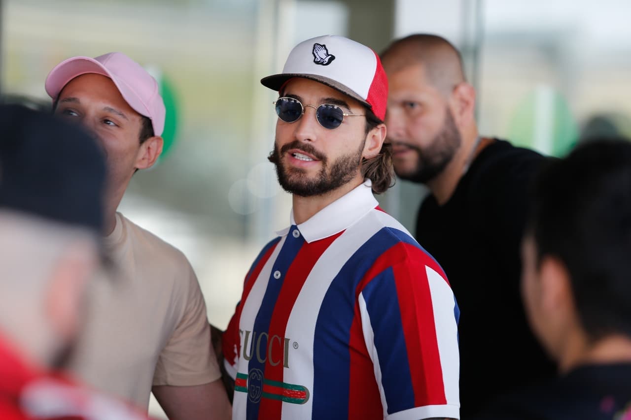 El pasado febrero, 
<b><a href="https://www.youtube.com/watch?v=BLx_gqxfjJw">en entrevista con 'Entertainment Tonight', Maluma recordó</a></b> que le había pedido a Gómez colaborar, pero "
<b>no sé por qué</b> las cosas se congelaron".