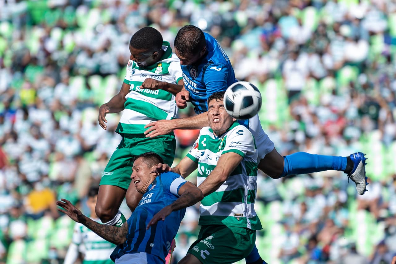 ¿Campeonitis? Cruz Azul sigue sin ganar después de que Santos Laguna le arrebató el empate como local en la reedición de la Final del torneo anterior de Liga MX.