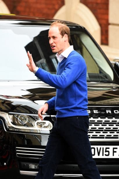 Iba de regreso al palacio a buscar al pequeño George Alexander Louis.