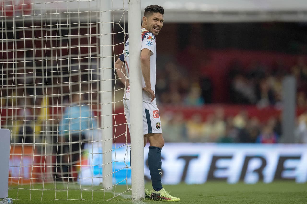 A medio torneo, América no suelta el liderato y los jalisciences se aferran al sótano