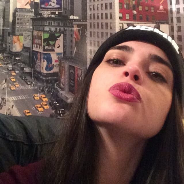 ¡Sí que vamos a extrañar esa mirada y esos labios seductores!