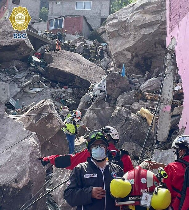 Según el alcalde, las recientes lluvias intensas podrían haber reblandecido la tierra. Recientemente los vecinos habían denunciado la situación e incluso circulan videos en redes sociales en los que se ve la bajada de agua por varias cascadas erosionando el terreno, pero no acudió ningún funcionario a la zona.