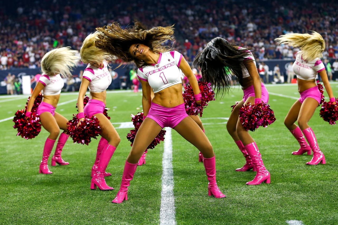 Cuatro años como porrista de los Houston Texans. Esta hermosura hará sus maletas rumbo a Hawaii para el Pro Bowl 2016.