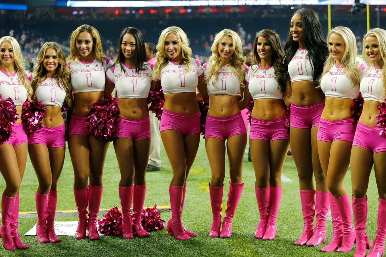 Cuatro años como porrista de los Houston Texans. Esta hermosura hará sus maletas rumbo a Hawaii para el Pro Bowl 2016.