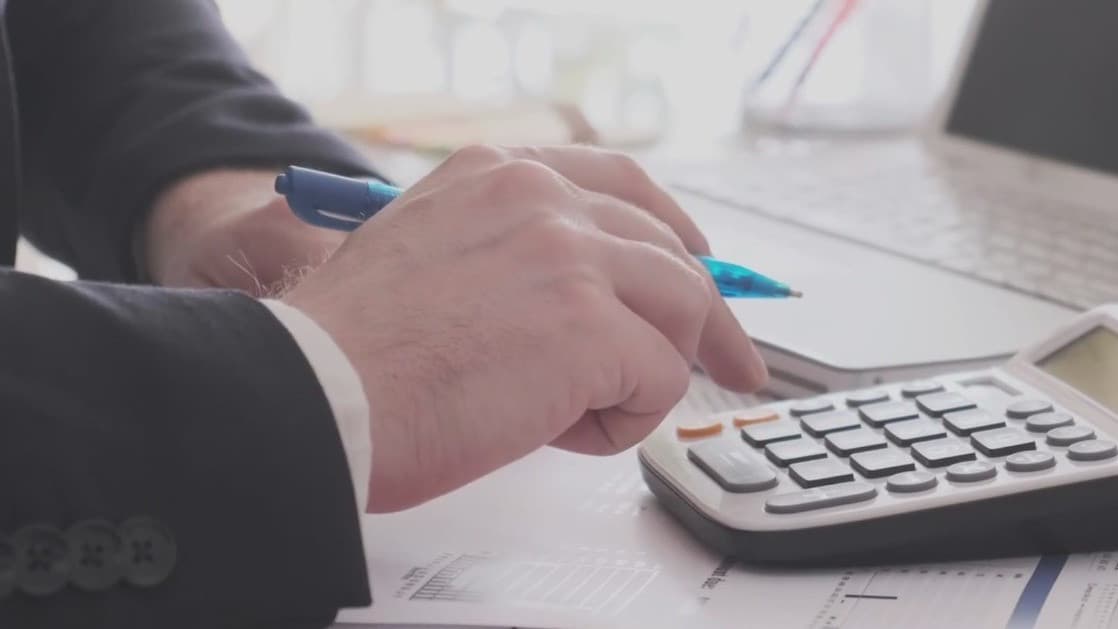 IRS anuncia horario especial los sábados para ayuda en persona