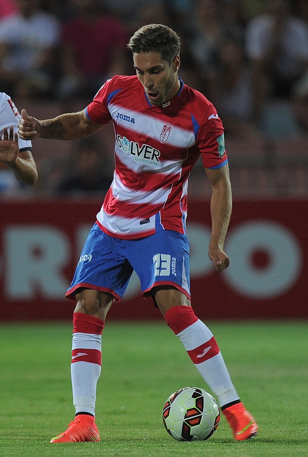 Granada 3 - Getafe 2: Granada sale del descenso en vibrante remontada