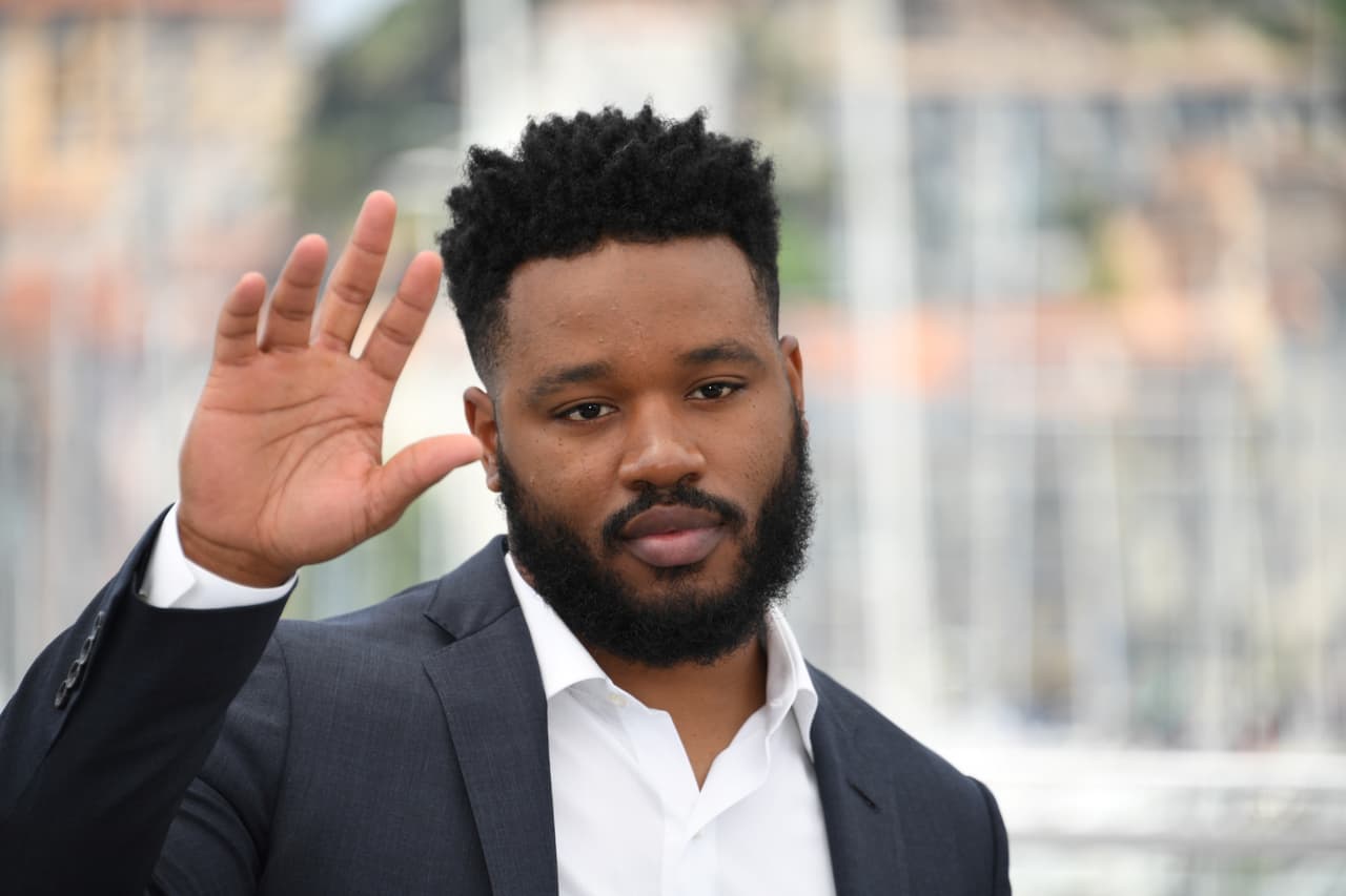<b>Ryan Coogler. </b>El director estadounidense de 32 años creó la exitosa película de Black Panther para la productora hollywoodense Marvel. La cinta de superhéroes de acción fue ambientada en Wakanda, un país africano ficticio, y contó con un reparto mayormente negro. Fue el tercer lanzamiento más taquillero de todos los tiempos en EEUU.