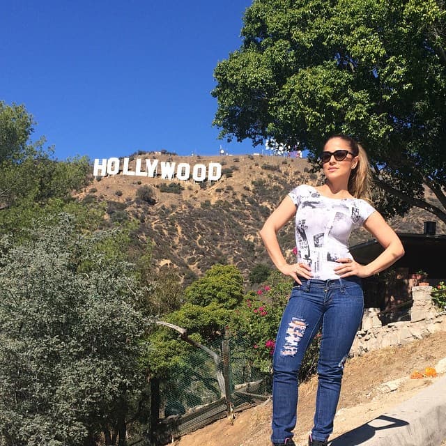 Jackie paseando en las colinas de Hollywood.