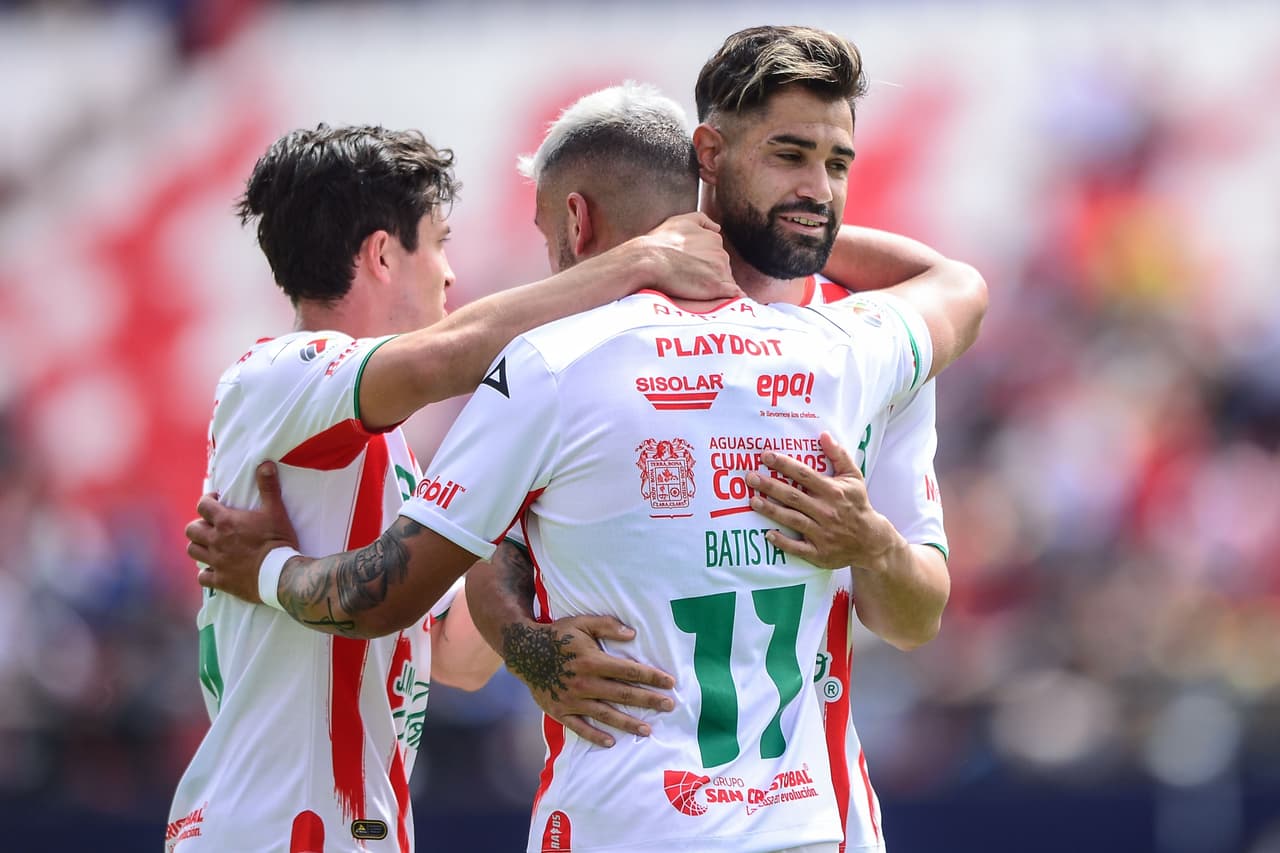 Necaxa se metió a la cancha del San Luis para arrancarle tres puntos con lo que se ubicó en la parte alta de la clasificación.