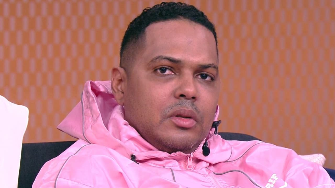 Alofoke aclara polémicas, se confiesa sobre la fama y recibe inesperada propuesta