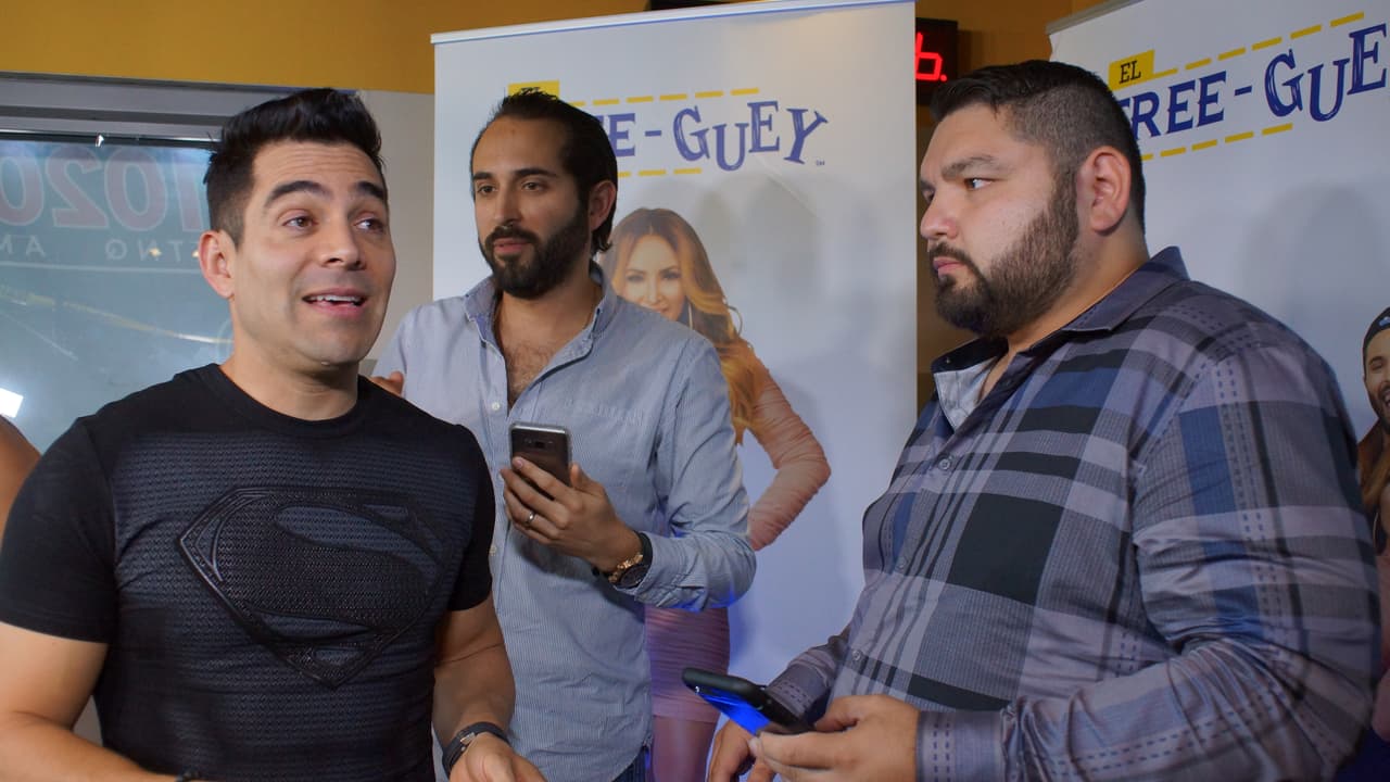 <b><a href="http://www.univision.com/temas/omar-chaparro">Omar Chaparro</a></b> se metió al 
<b><a href="http://www.univision.com/temas/el-free-guey">Free-guey show</a></b> y nos contagió con toda su alegría.