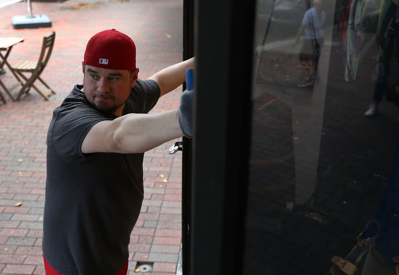 ¿Tienes que evacuar tu casa por Irma? Aquí tienes información útil para hacerlo