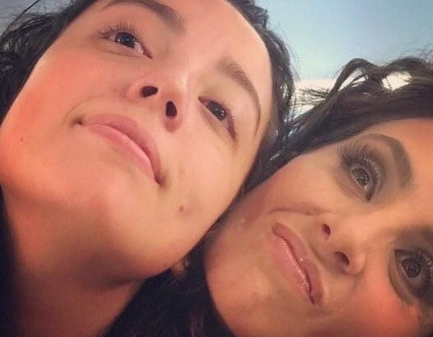 Los hijos que tiene son producto de distintas relaciones. Isabella nació del fruto del matrimonio que tuvo con Pierre Angelo, con quien estuvo casada de 1999 a 2010.