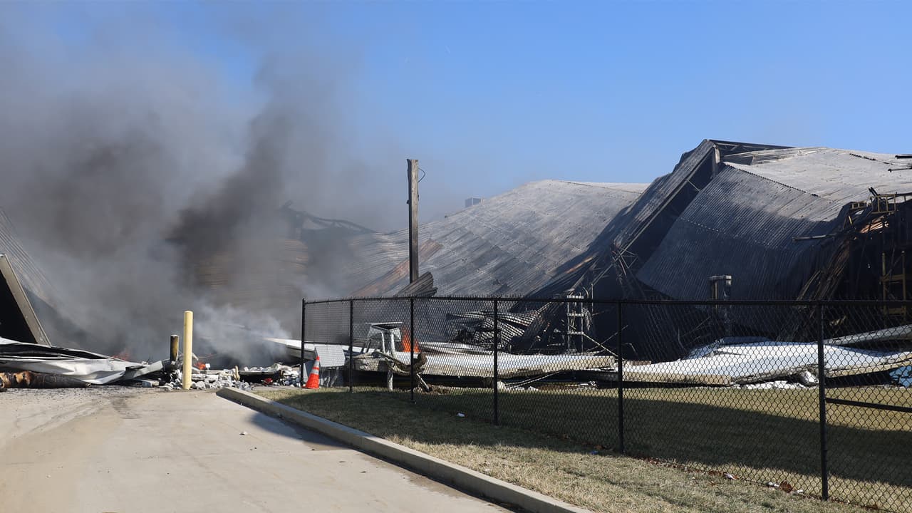 El Departamento de 
<b>Bomberos de Indianápolis documentó las labores</b> en el lugar.
