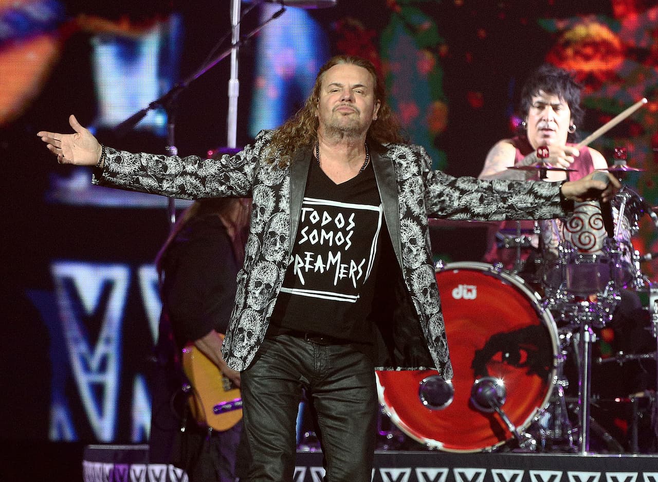 La publicación más reciente de Maná en redes sociales es un video de Fher, avisando que pronto estarán en Latinoamérica, el Caribe y Europa con su tour 'Rayando el sol'.