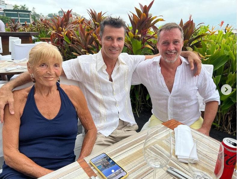 "Nos hemos encontrado (de manera) casual, estuve en su casa", contó, "
<b>el trato fue como si se trata de un extraño</b>, así lo sentí yo". 
<br>