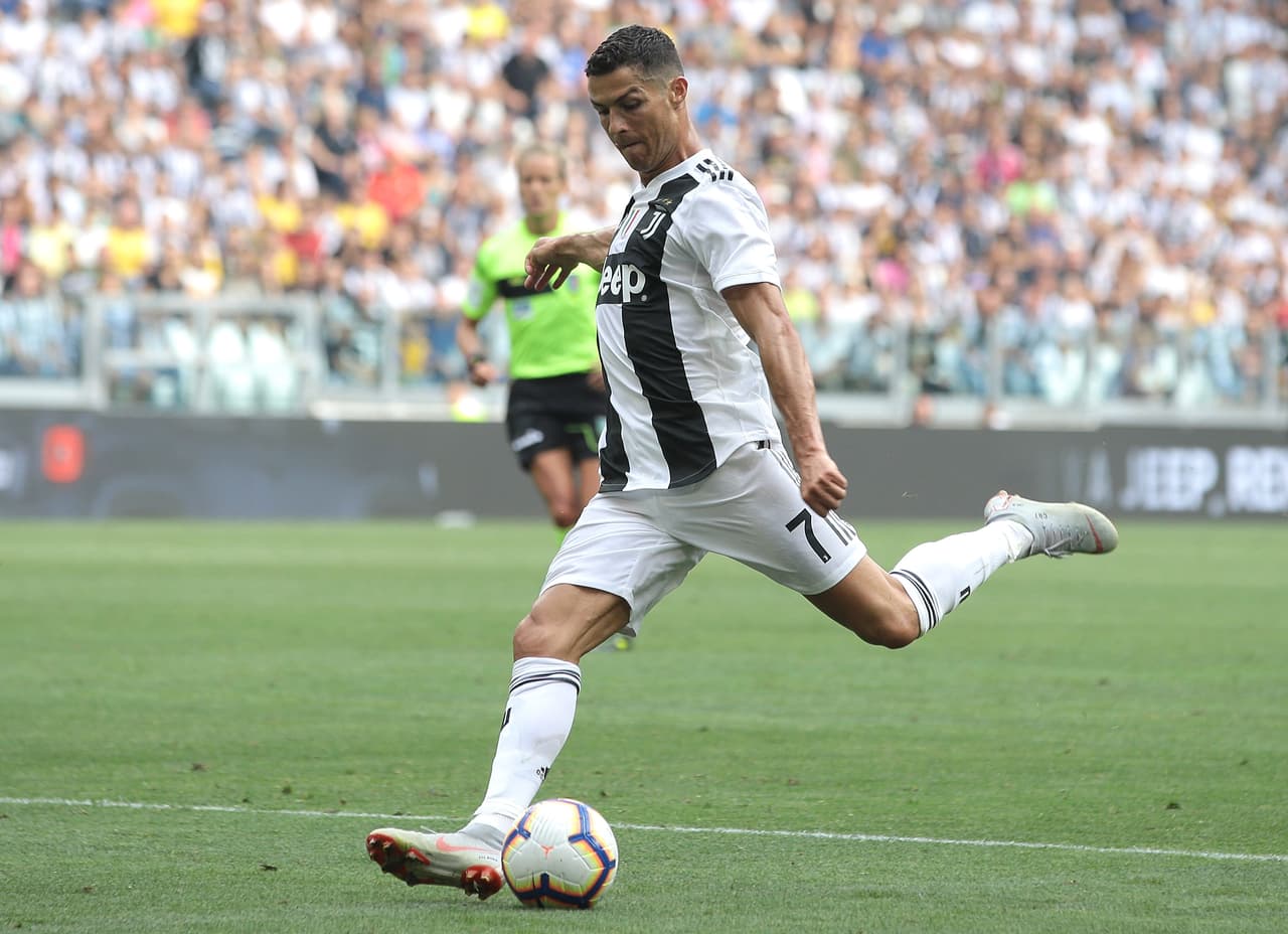 Al minuto 20 del segundo tiempo, Cristiano Ronaldo anotó el 2-0 para Juventus.