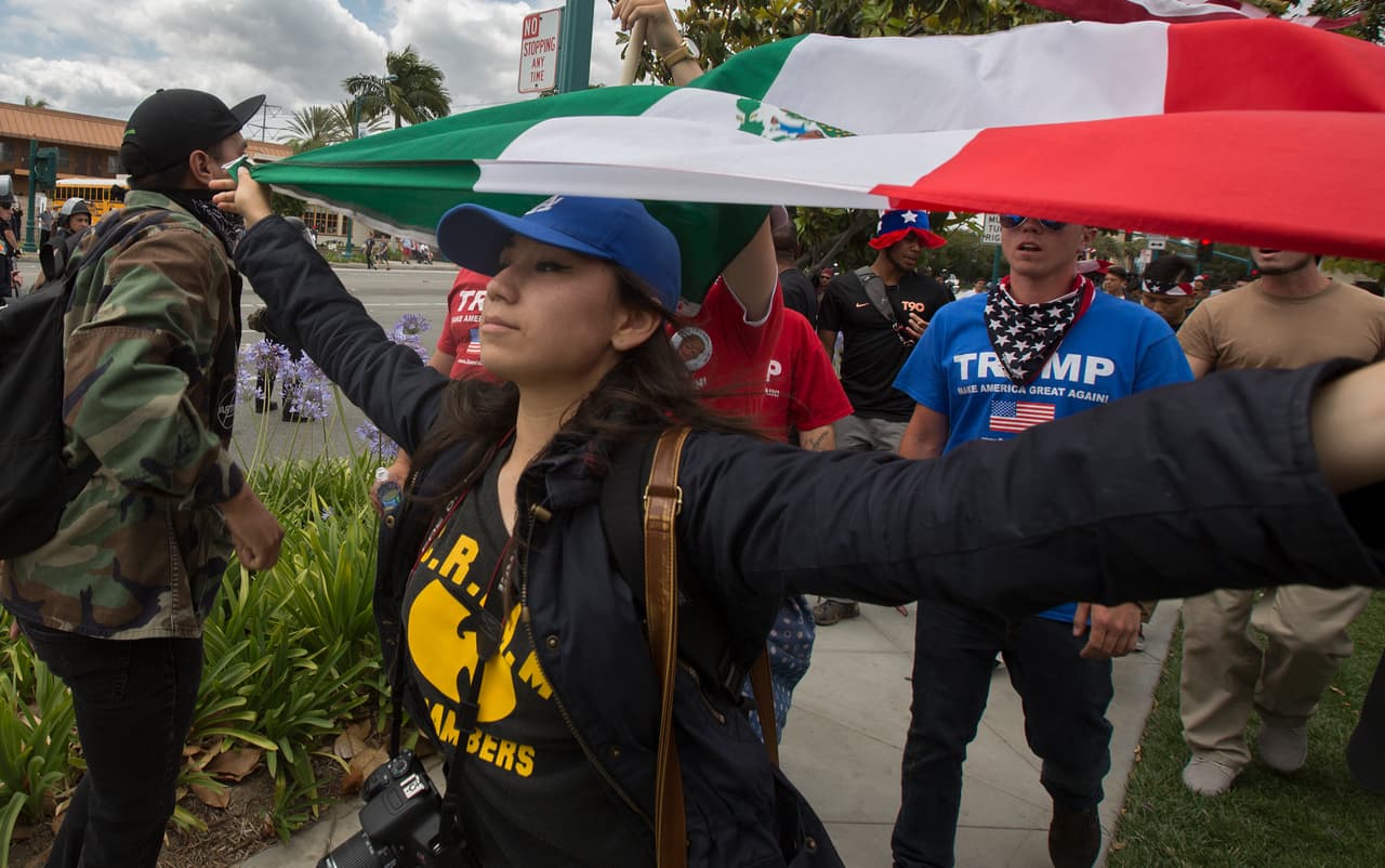 Los duros testimonios de discriminación contra hispanos en el condado de Orange