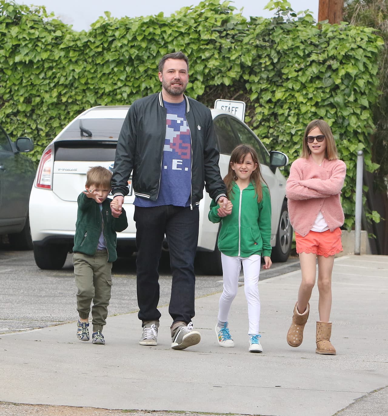 Desde que 
<a><b>Ben Affleck y Jennifer López retomaron la relación</b></a> que habían pausado hace 17 años, al actor se le ha visto conviviendo con los hijos de 'La Diva del Bronx'. El actor no es principiante en la faceta paternal, pues tiene
<b> tres hijos: Violet, Seraphina y Samuel</b>.