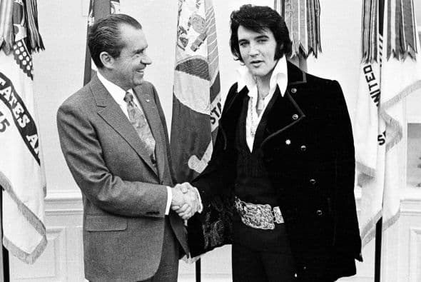 Aunque algunos aún dudan de su muerte, pero oficialmente dejó este mundo a causa de un paro cardiaco. Parte de sus ganancias provienen de las licencias que el Cirque du Soleil pagó para presentar un espectáculo de él en Las Vegas.