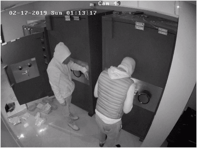 Policía de Atlanta publica foto de sospechosos en robo a joyería Ice Box