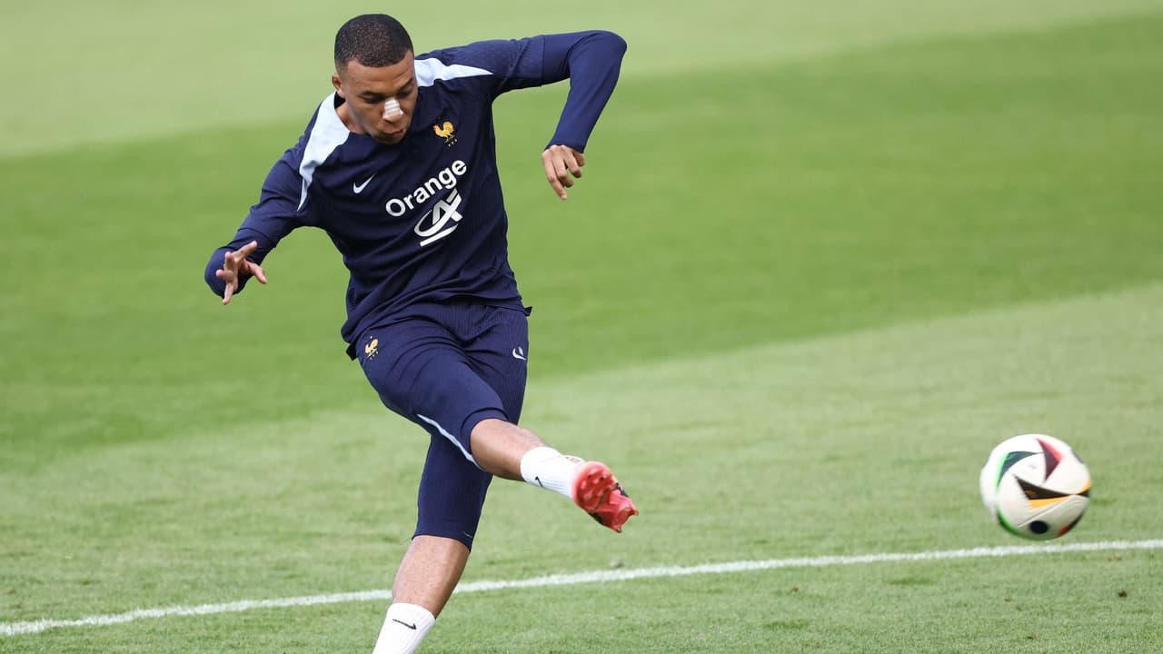 Mbappé entrena sin máscara de cara al Países Bajos vs. Francia en la Euro 2024