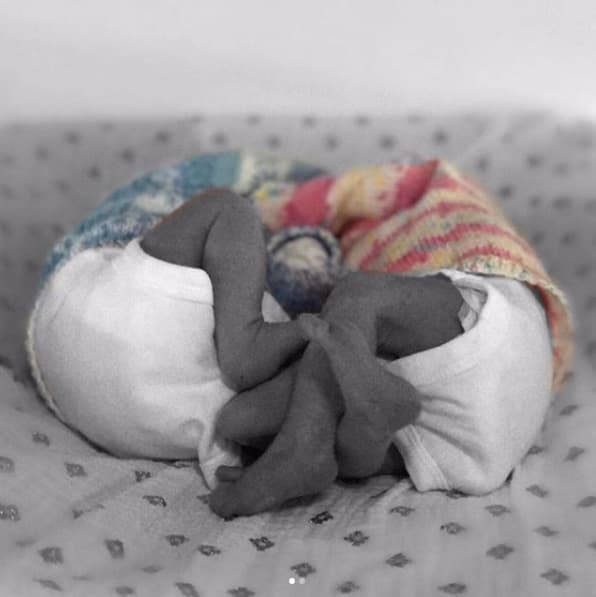 Los bebés son fruto de su matrimonio con Emiliano Salinas, empresario e hijo del expresidente de México Carlos Salinas de Gortari.