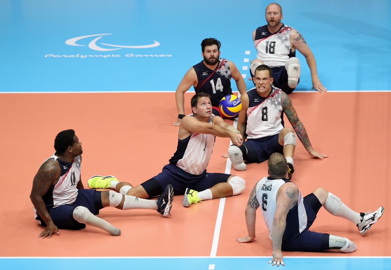 Partido de Voleibol entre las selecciones de Estados Unidos y Alemania.