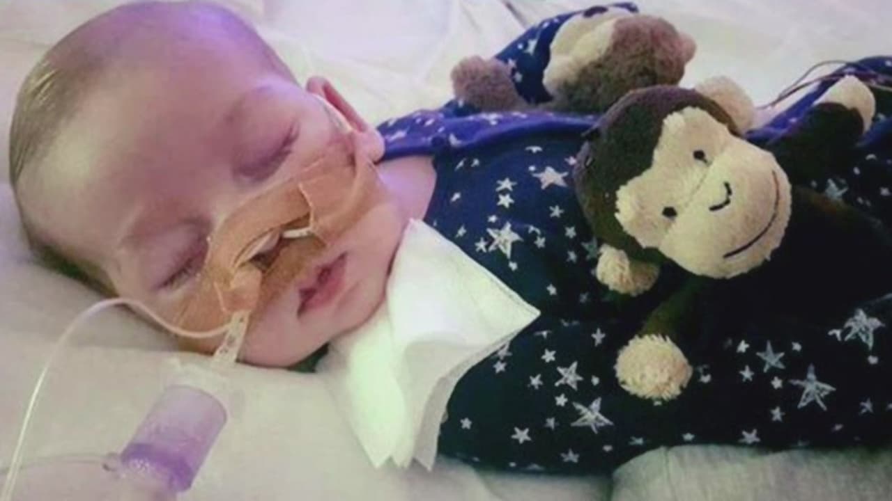 Un juez de Reino Unido ordena desconectar a un bebé de 8 meses contra la voluntad de sus padres