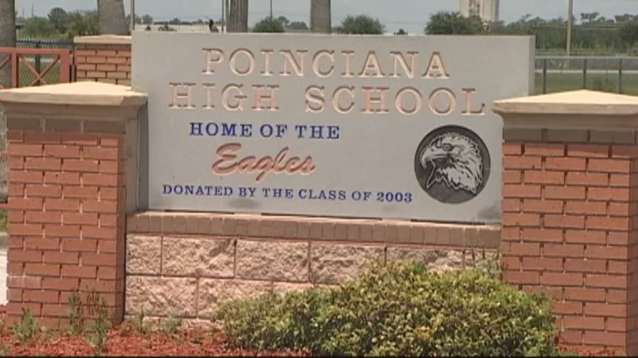 Joven de 18 años sorprendido con arma en mochila en secundaria Poinciana: ¿qué medidas se están tomando?