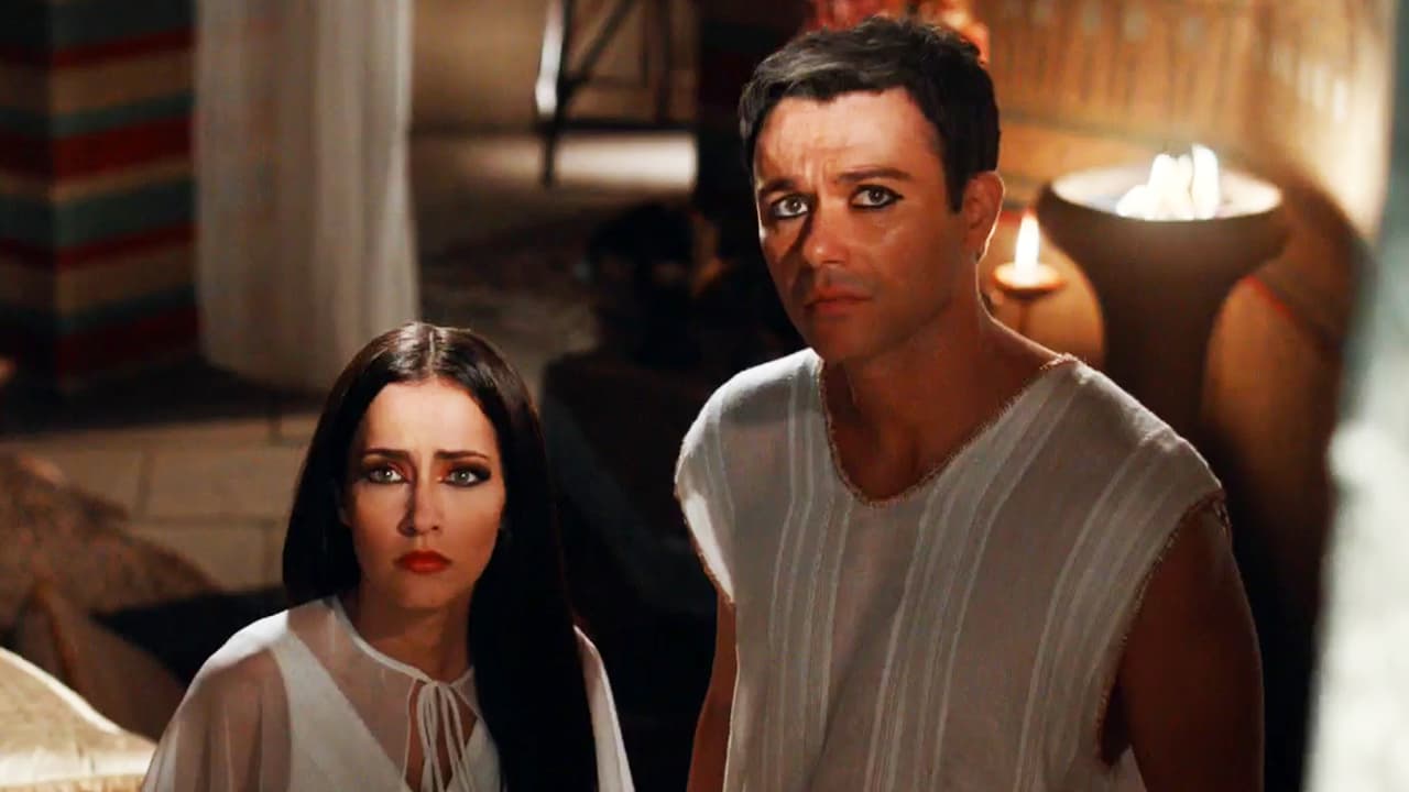 Además, Azenate lo acompañó en el difícil reencuentro con sus hermanos.