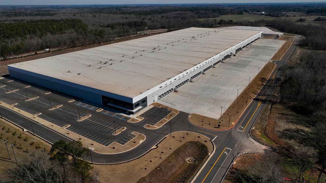 Ciudad de Georgia demanda al DHS y al ICE por centro de detención para inmigrantes