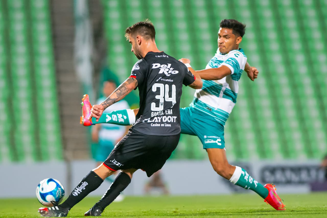 Con autogol de Enrique palos, gol de Santiago Muñoz y gol de Matheus Dória, Santos vence a Bravos 3-2. Los Guerreros se adueñaron de la tercer plaza del torneo y desplazaron al Toluca. Bravos sigue en el fondo de la tabla, aunque todavía tiene un partido pendiente.