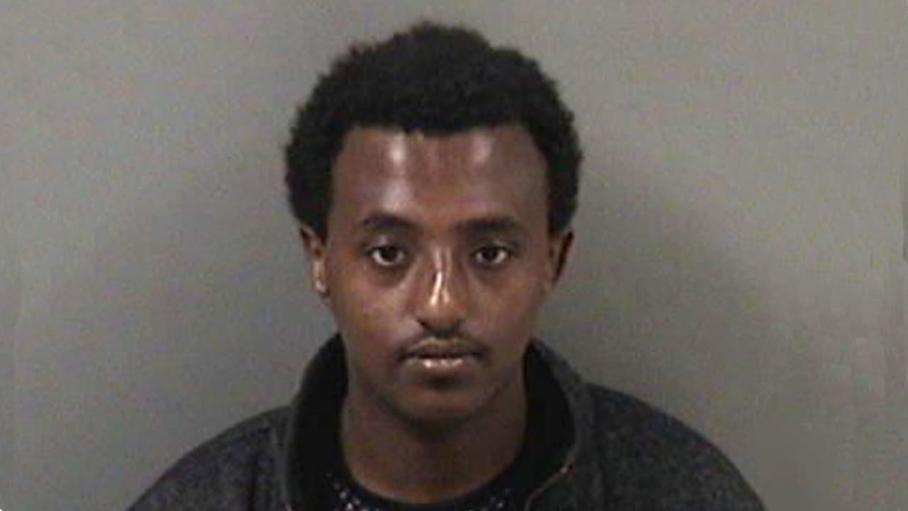 "Quería prostituir a su pasajera": arrestan a conductor de Uber acusado de secuestro e intento de violación