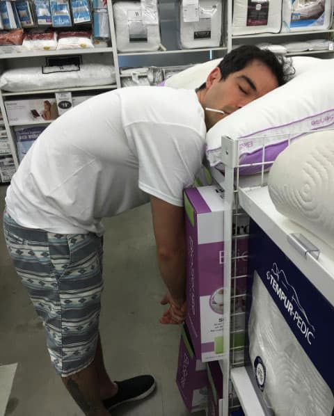 Seguramente sus noches ya no son iguales, no dudamos que ya sea un experto en el arte de cambiar pañales.